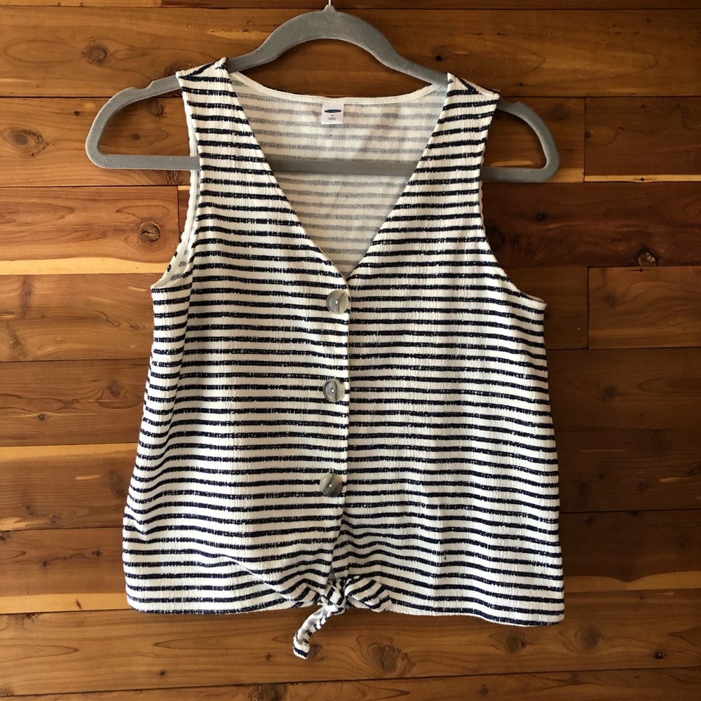 Old Navy striped button front tank top. Size Sm